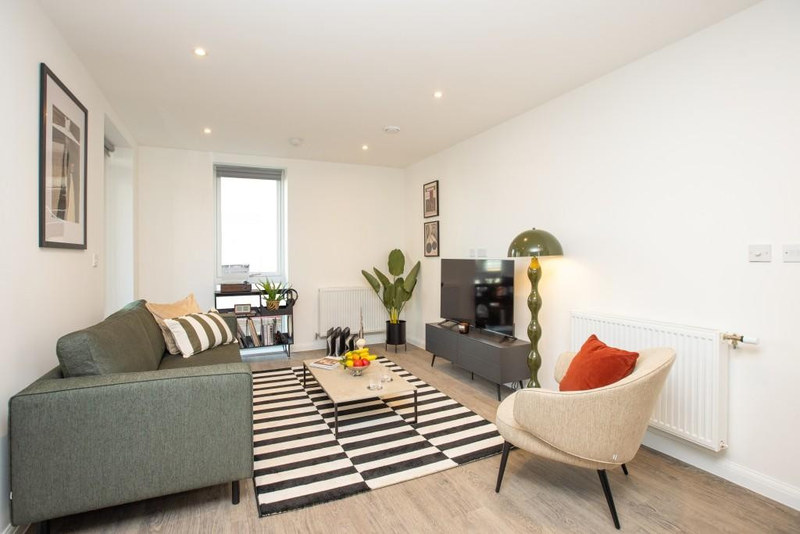 2-Bed Apartment, Lowfield Street, DA1, photograph 3