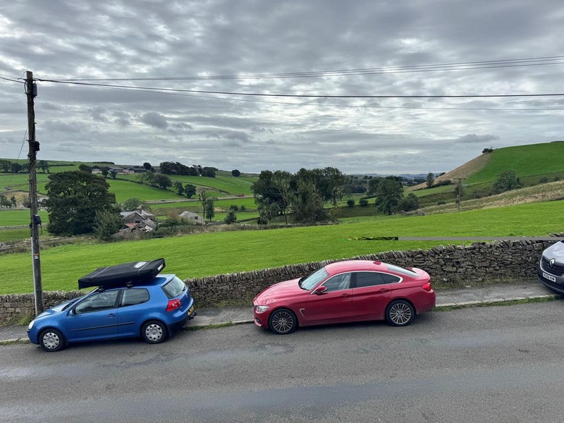 Serviced 2-Bed Apartment, Buxton, SK17, photograph 4