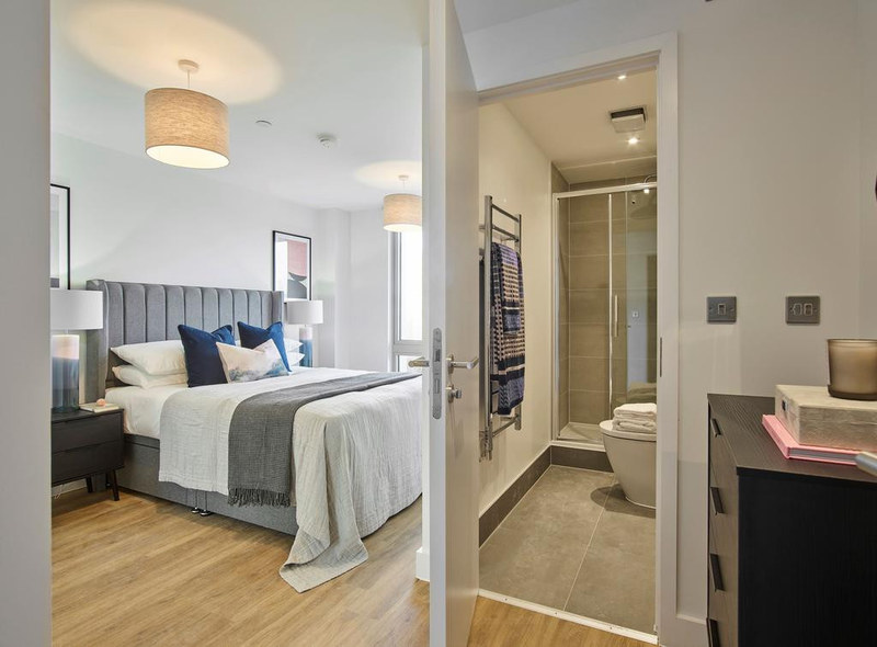2-Bed Apartment, Silbury Boulevard, MK9, photograph 6
