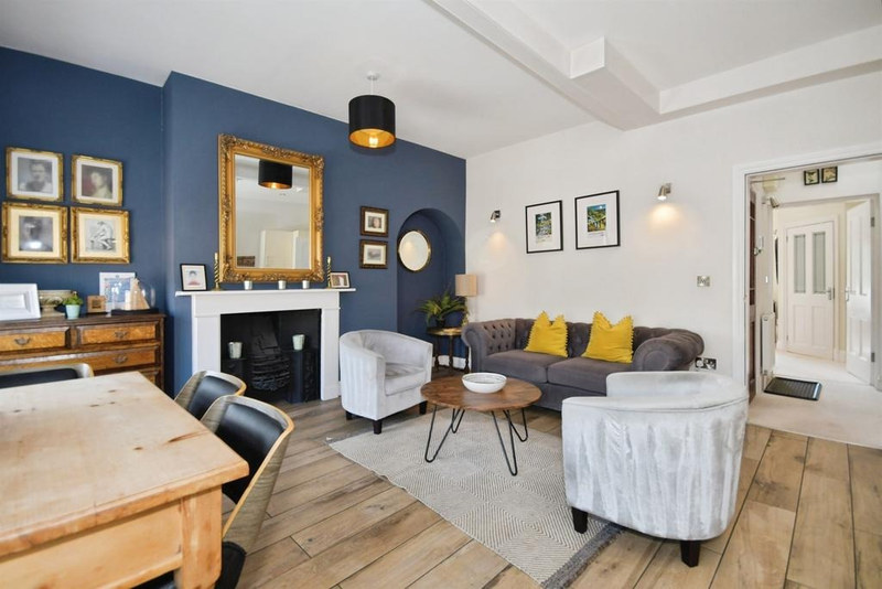Serviced 2-Bed Apartment, Bakewell, DE45, photograph 5