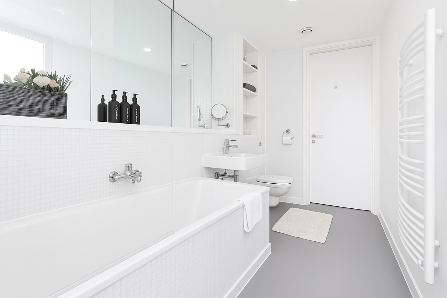 Bright 1-Bed Apartment, City Centre, B2, photograph 4