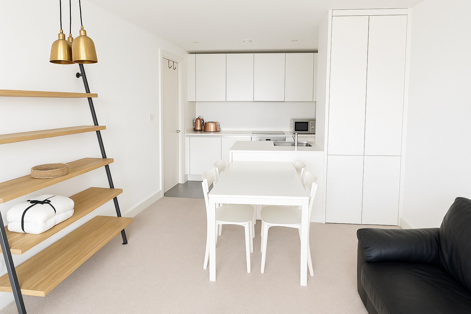 Stylish 1-Bed Apartment, City Centre, B2, photograph 2