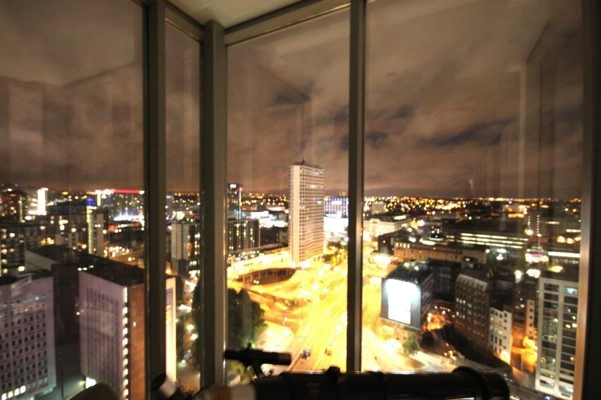 Spacious 2-Bed Penthouse, City Centre, B5, photograph 6