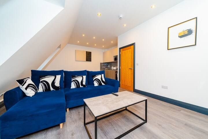 Spacious 2-Bed Apartment, Ship Street, BN1, photograph 5