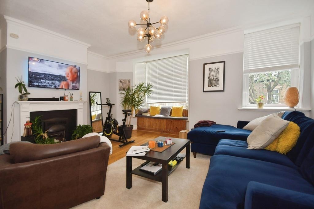 Serviced 2-Bed Apartment, Buxton, SK17