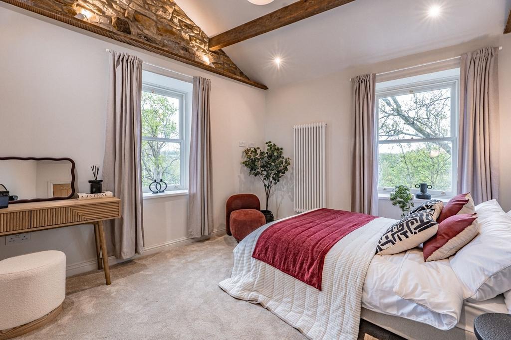 Serviced 2-Bed Apartment, High Peak, SK22