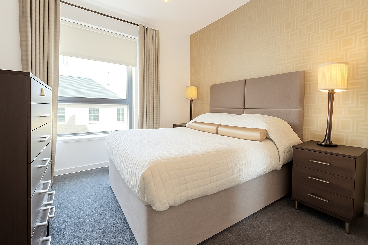 Spacious 2-Bed Apartment, Buchanan Galleries, G2, photograph 4