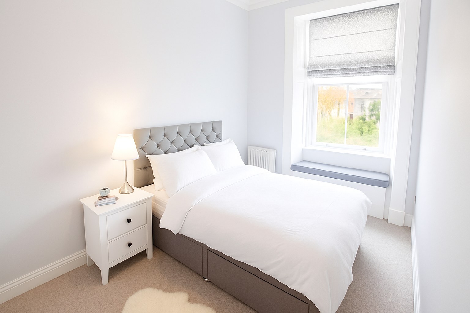 Spacious 2-Bed Apartment, West End, G12, photograph 2