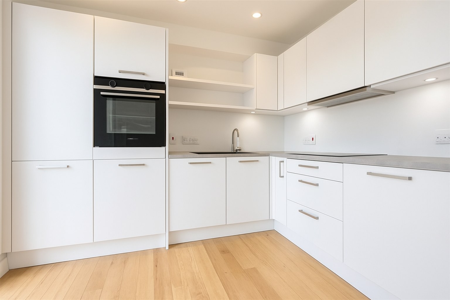 Spacious 2-Bed Apartment, Botanics, G20, photograph 2