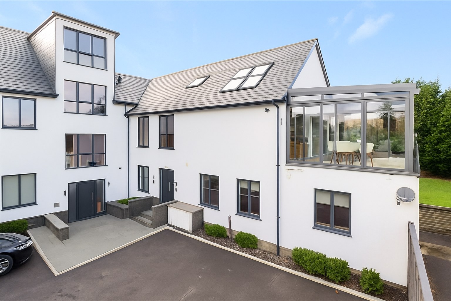 Spacious 3-Bed Apartment, Wigton Lane, LS17, photograph 6