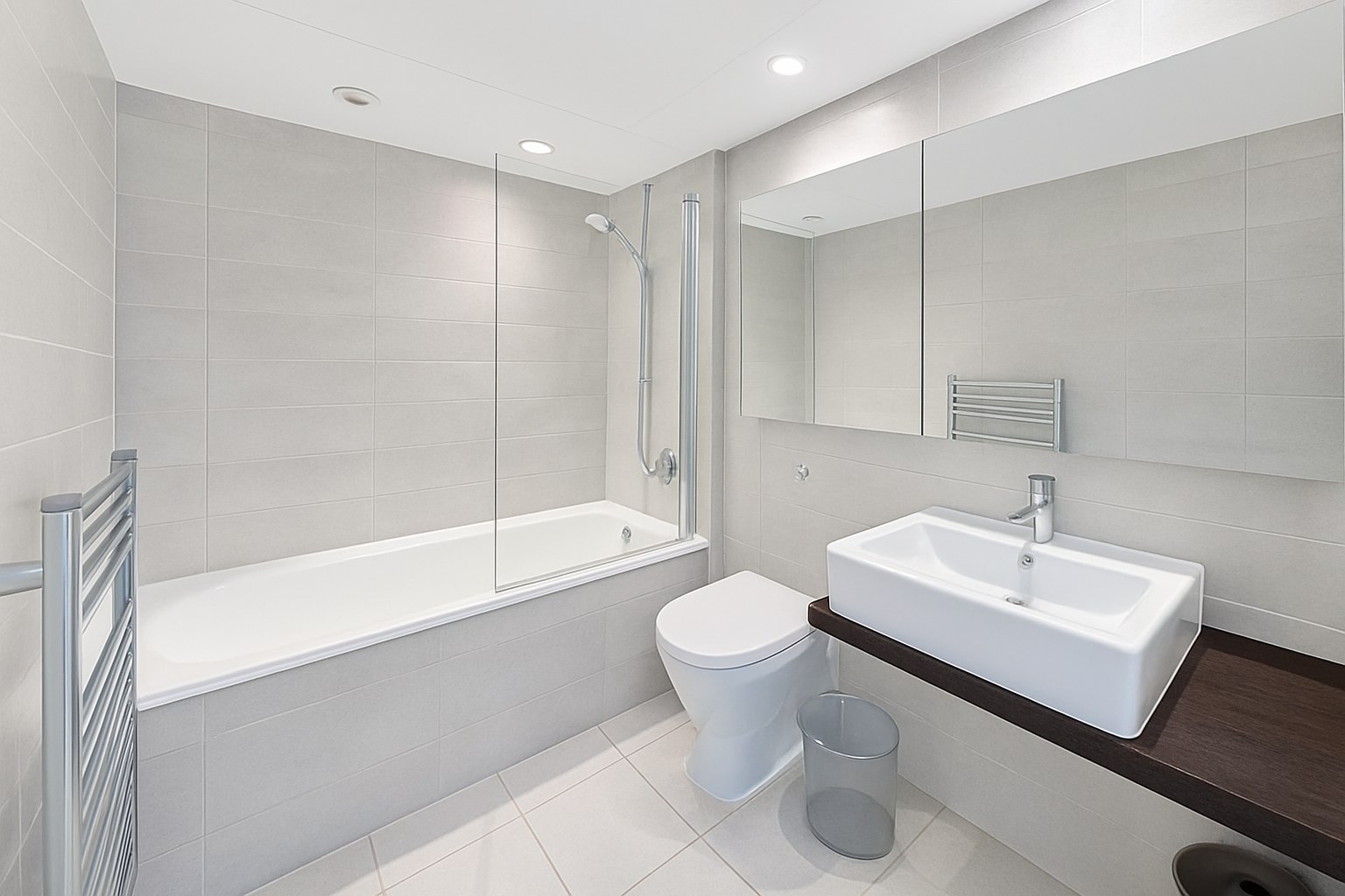 Spacious 2-Bed Apartment, Brook Street, L3, photograph 5
