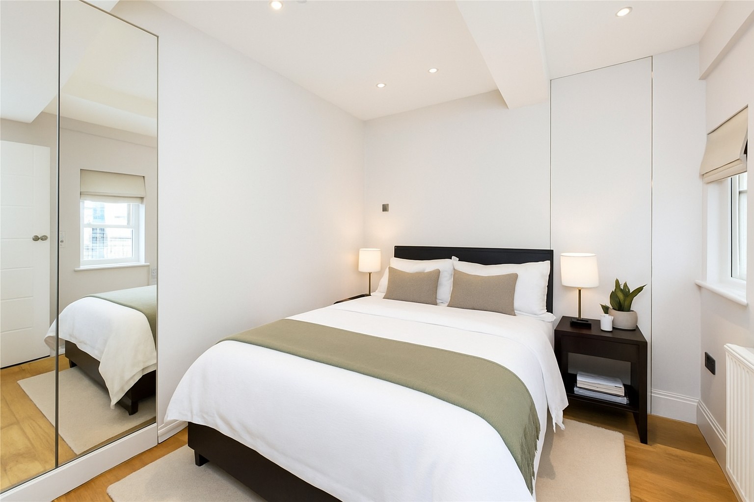 Bright 1-Bed Apartment, Sloane Avenue, SW3, photograph 3