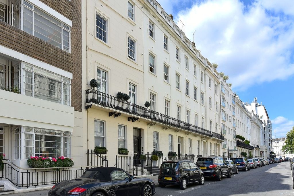 Spacious 2-Bed Apartment, Belgravia, SW1X, photograph 6