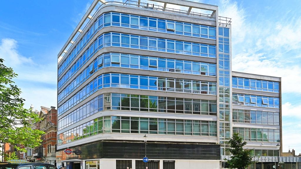 Spacious 2-Bed Apartment, Holbein Place, Chelsea, SW1W, photograph 5