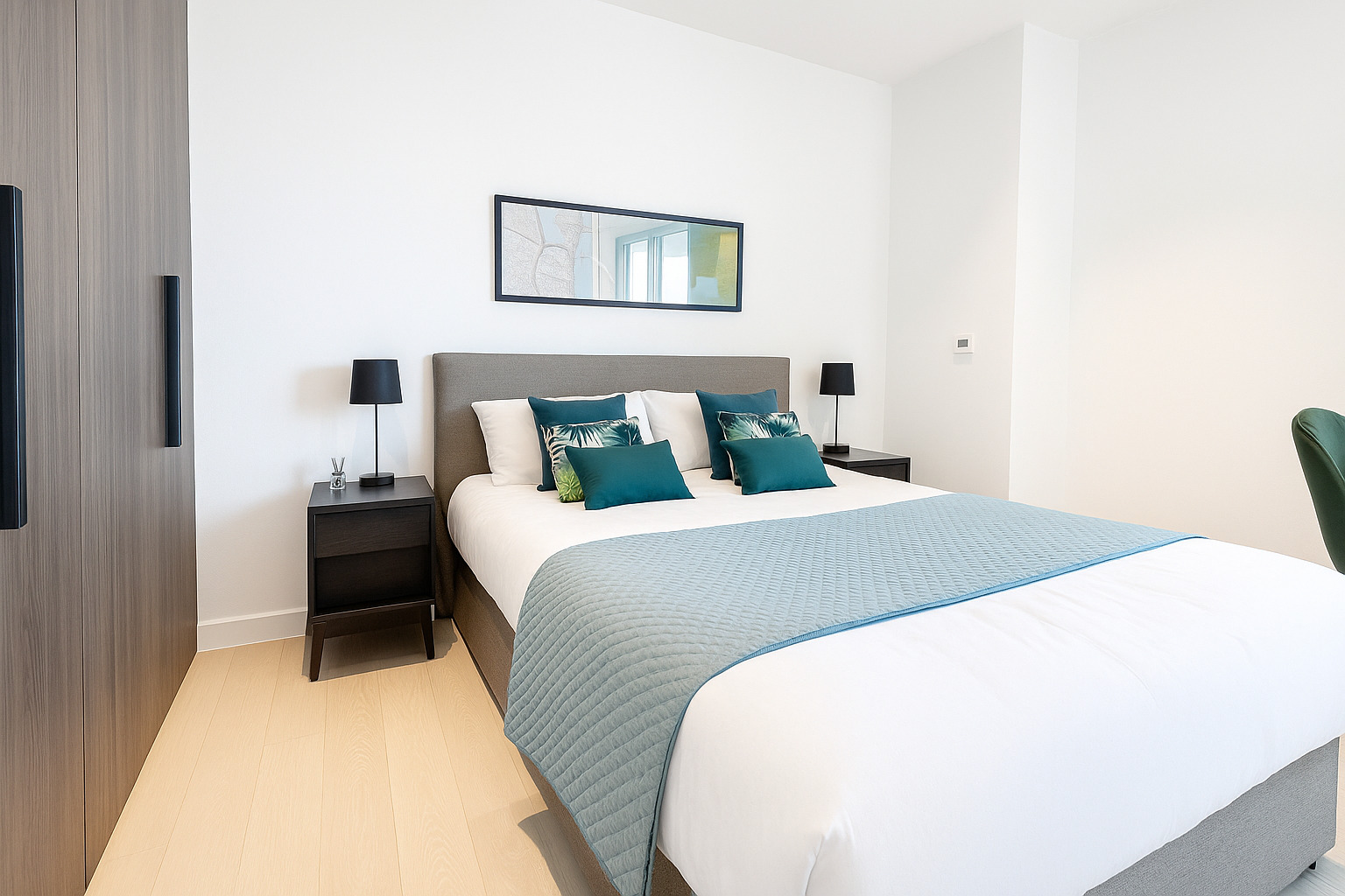 Serviced 1-Bed Apartment, Canary Wharf, E14
