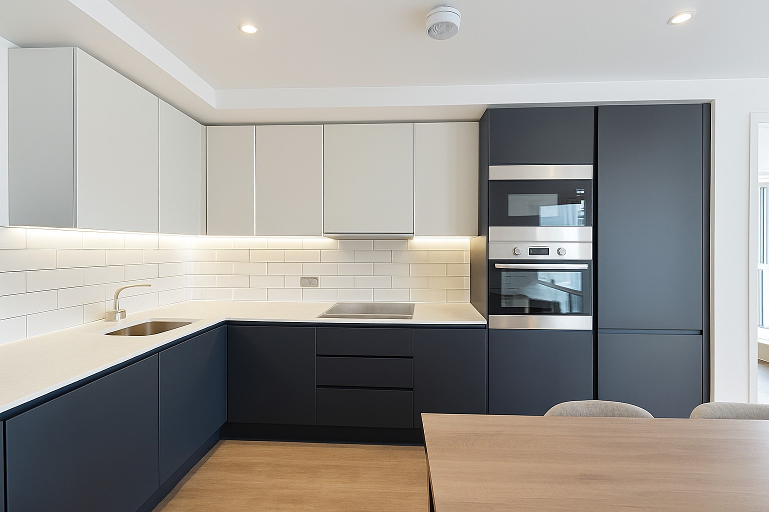 Spacious 2-Bed Apartment, Manchester, M1, photograph 2
