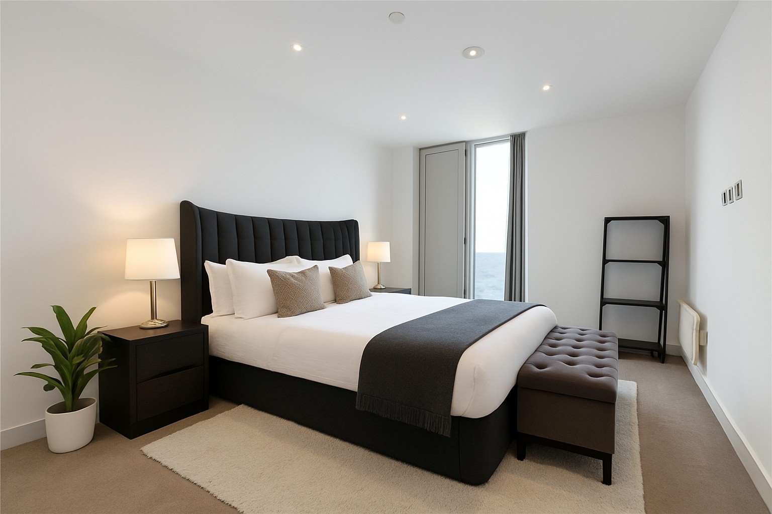 Luxury 2-Bed Apartment, Owen Street, M15, photograph 4