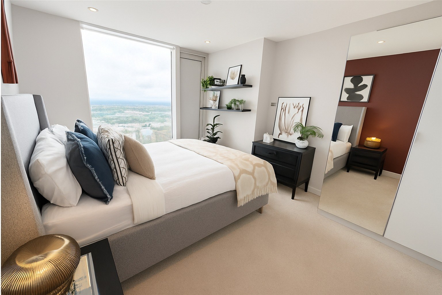Large 3-Bed Apartment, Salford, M3, photograph 3