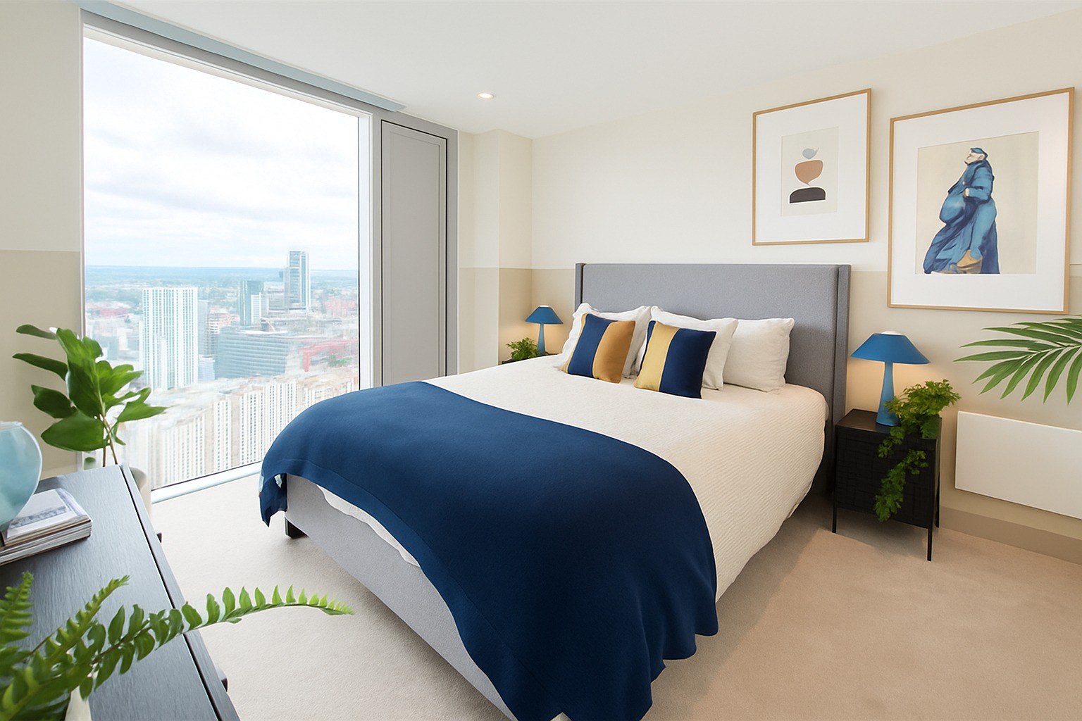 Large 3-Bed Apartment, Salford, M3, photograph 4