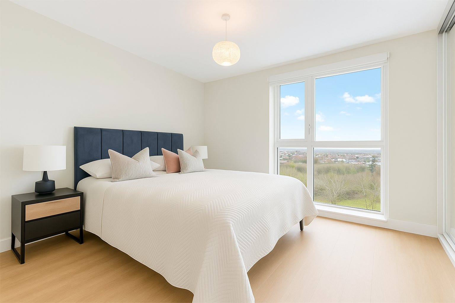 2-Bed Apartment, North Row, MK9