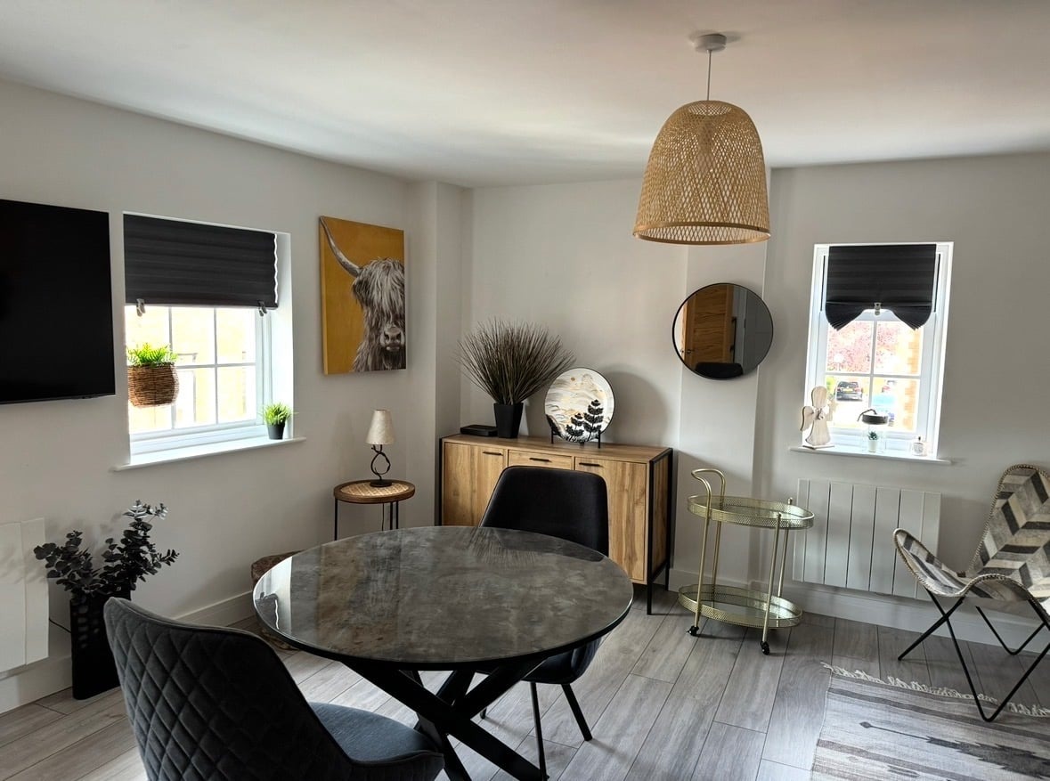 Serviced 1-Bed Apartment, Northampton, NN1
