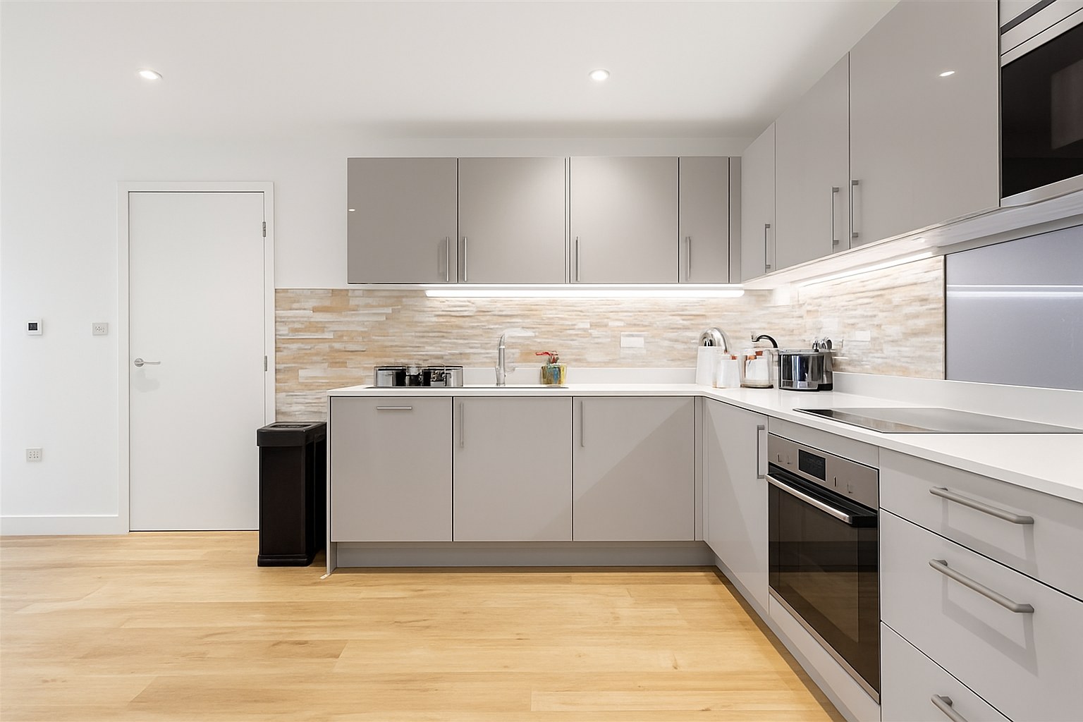 Spacious 2-Bed Apartment, Norwich, NR3, photograph 2
