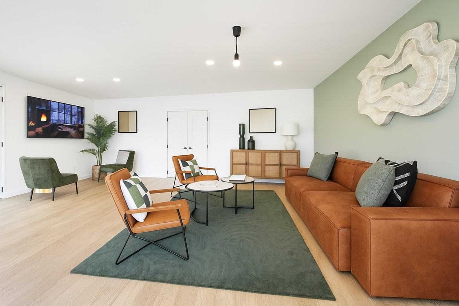 1-Bed Apartment, Station Avenue, KT12