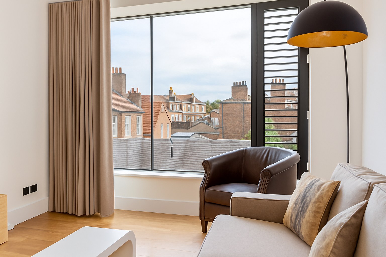 Spacious 2-Bed Apartment, Clifford Street, YO1, photograph 6