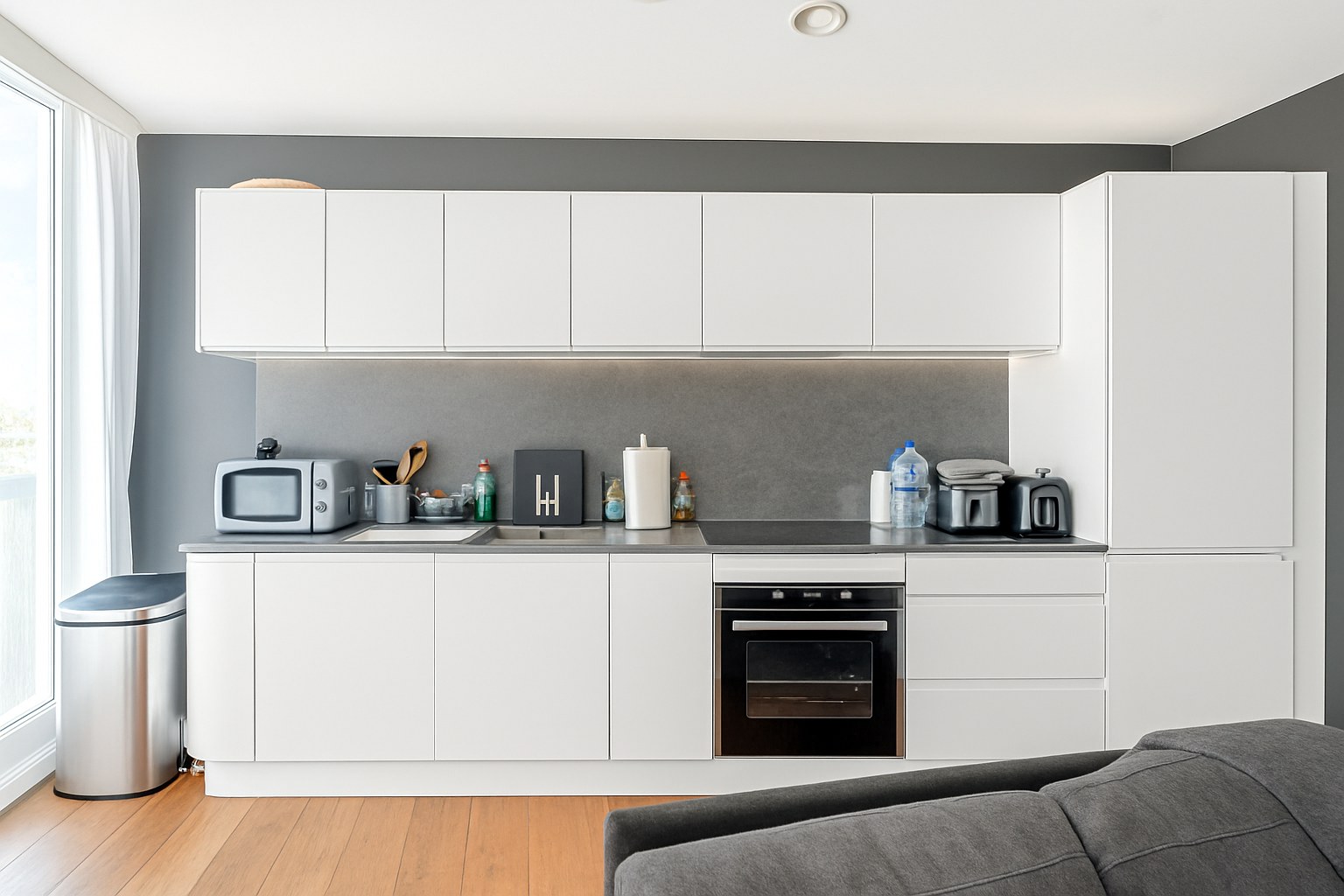 Spacious 2-Bed Apartment, Piccadilly, YO1, photograph 2