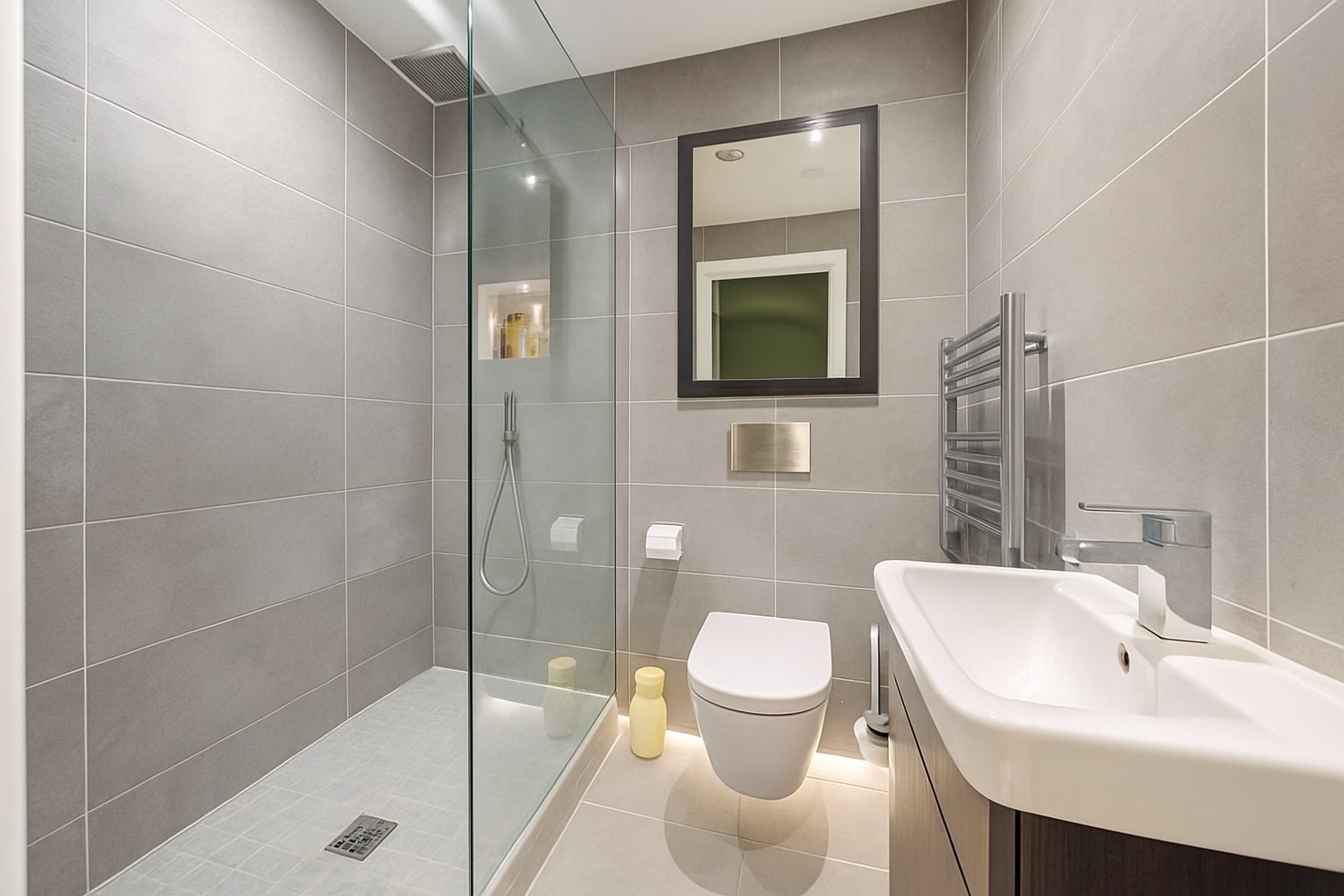 Spacious 2-Bed Apartment, Piccadilly, YO1, photograph 4
